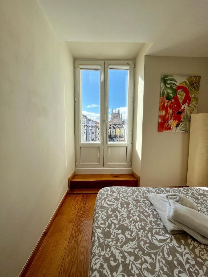 Atuaire Home Preciosa Vivienda Vistas A La Catedral Parking Incluido Burgo Buitenkant foto