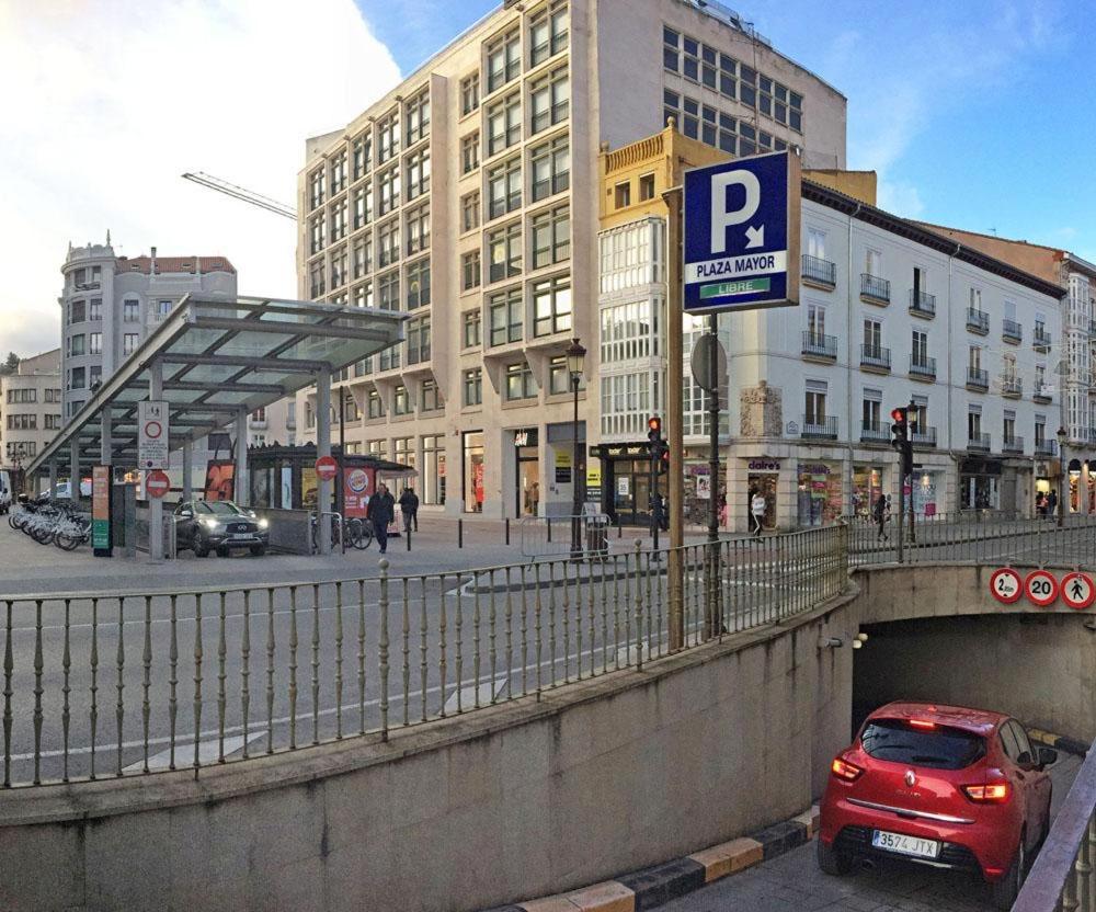 Atuaire Home Preciosa Vivienda Vistas A La Catedral Parking Incluido Burgo Buitenkant foto
